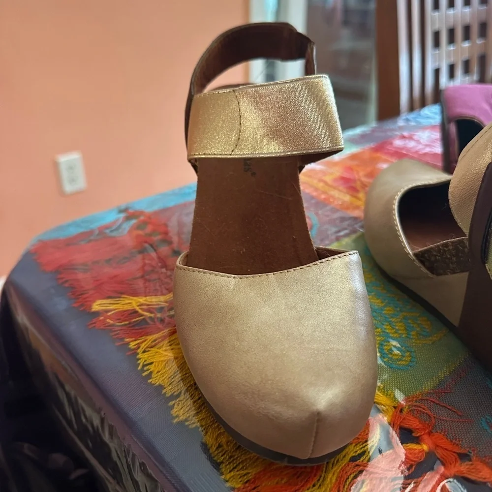 COPY - Pierre Dumas high wedge shoes size 8